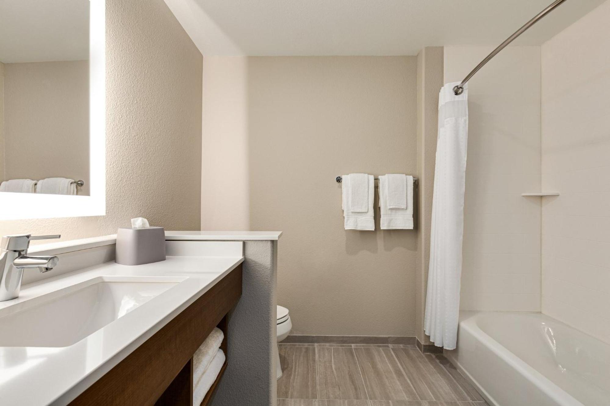 Holiday Inn Express & Suites Hayward - Castro Valley By Ihg Extérieur photo